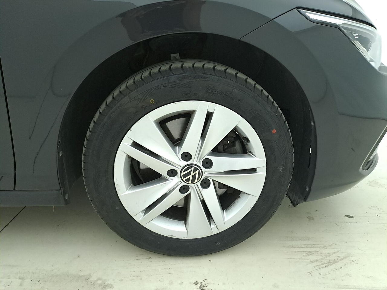 Volkswagen Golf 8 SW — photo 16