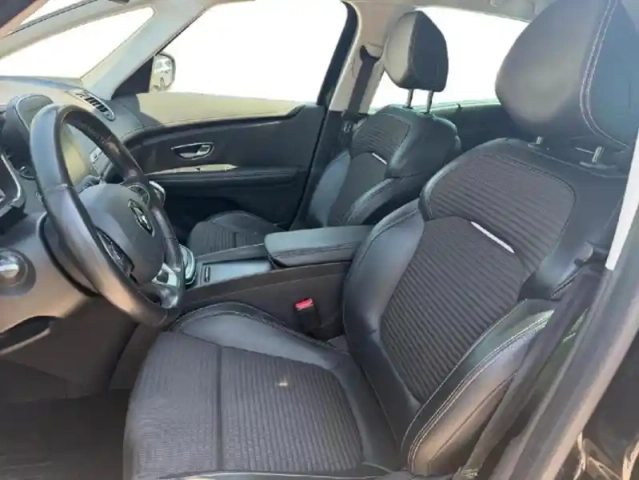 Renault Scenic 1.5 dci 110ch energy intens edc — photo 9