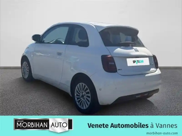 Fiat 500 3+1 e 118 ch — photo 7