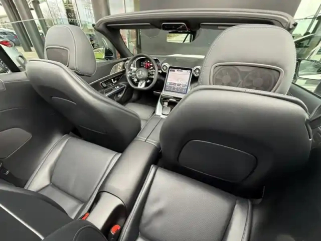 Mercedes Cla amg 43 — photo 26