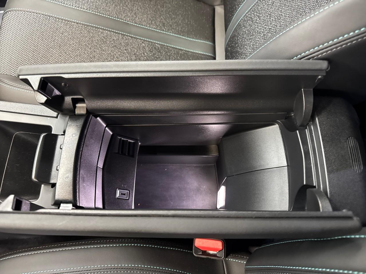 Peugeot 308 1.5 bluehdi 130ch s&s allure eat8 — photo 26