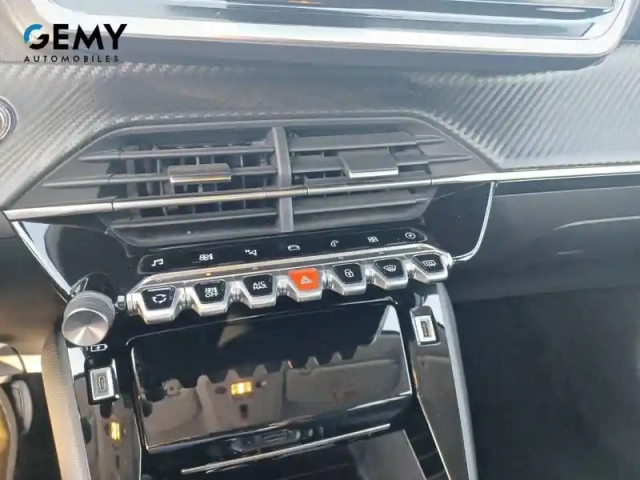Peugeot 208 electrique 50 kwh 136ch — photo 15