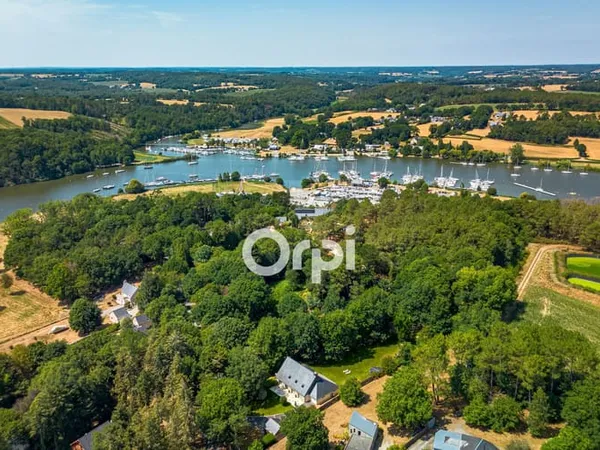 Maison 8 pièces 261 m²
