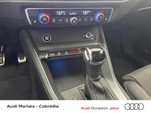 Audi Q3 35 tdi 150ch s line plus s tronic 7 — photo 12