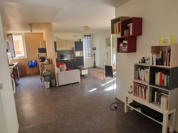 Appartement 4 pièces 82 m²