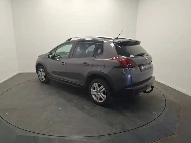 Peugeot 2008 bluehdi 100ch s&amp;s bvm5 — photo 3