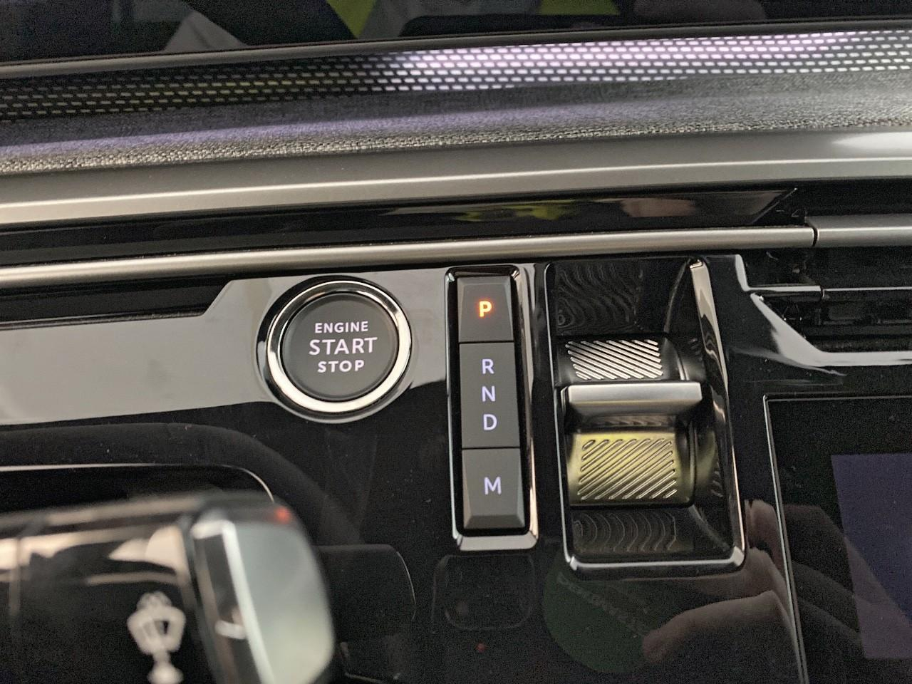 Peugeot 3008 hybrid 145 e-dcs6 gt — photo 15