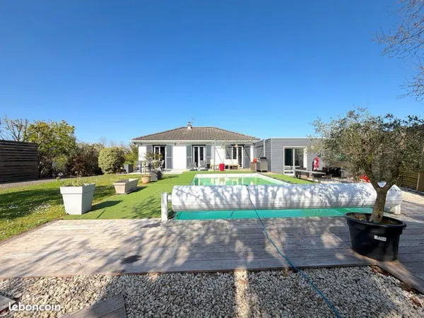 Maison 125 m2 avec jardin et piscine