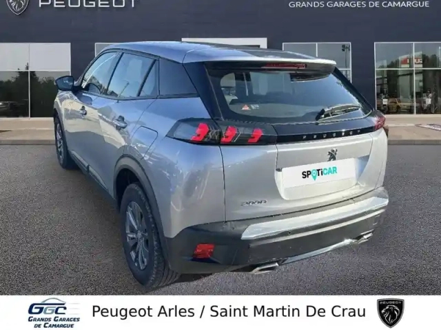 Peugeot 2008 puretech 130 s&amp;s bvm6 — photo 7