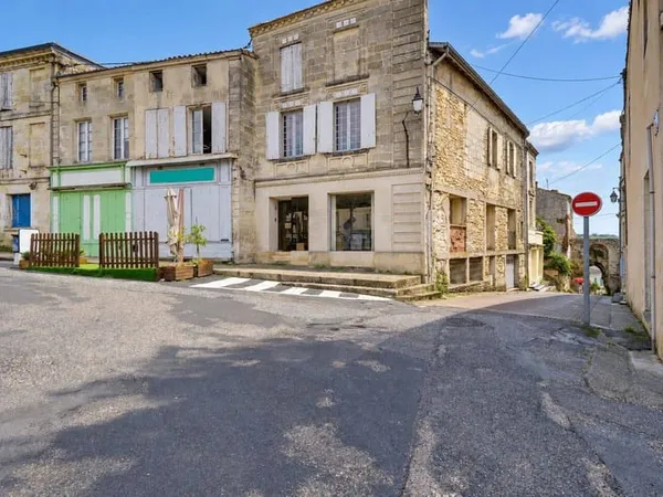Immeuble 200 m²