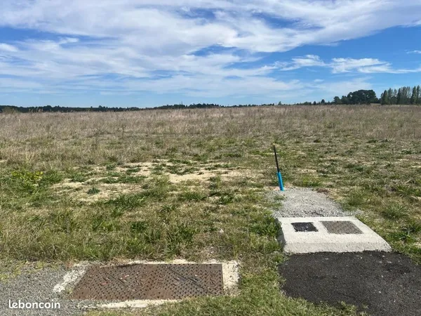 Terrain constructible 910 m² à Sainte-Eulalie Vue dégagée, calme et proche Carcassonne