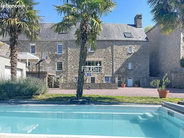 Propriété 11 pièces 245 m²