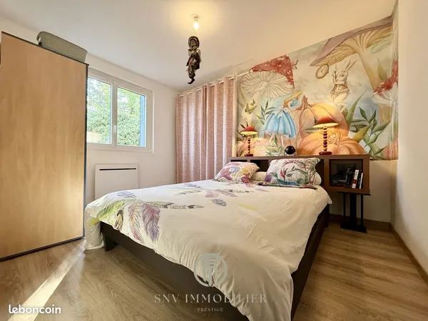 Maison 8 pièces 94 m²
