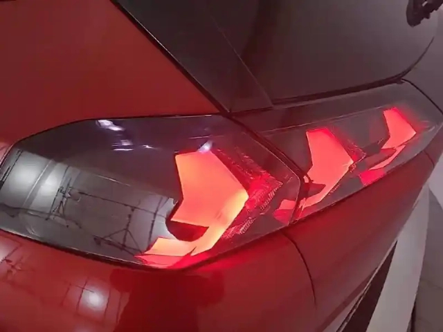Peugeot 2008 puretech 130 s&amp;s eat8 — photo 24
