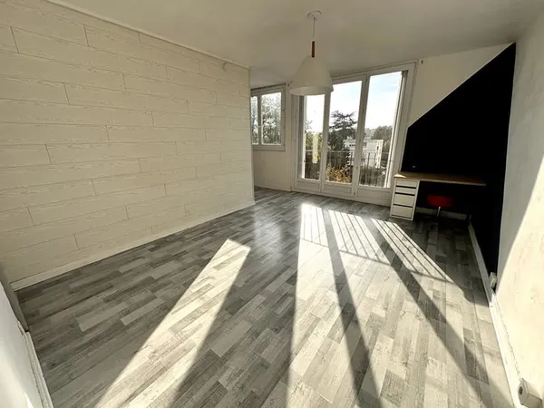 A VENDRE - Appartement 4 pièces à TOURS - Quartier Saint-Symphorien - Coty