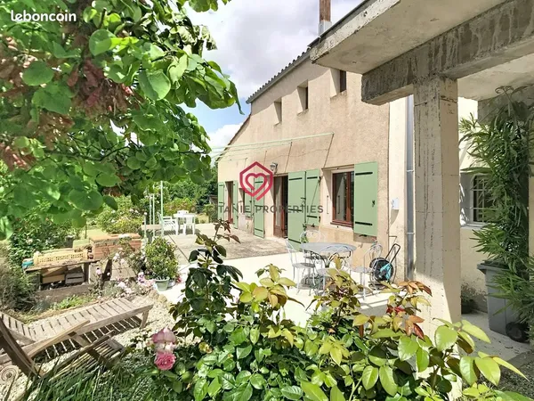 Maison 5 pièces 162 m²