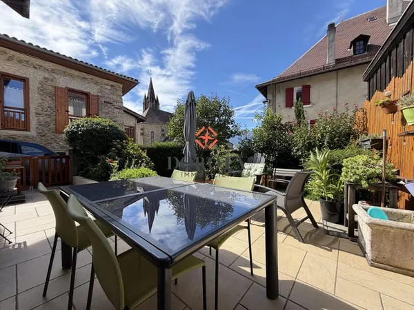 Maison en pierre et atelier XXL