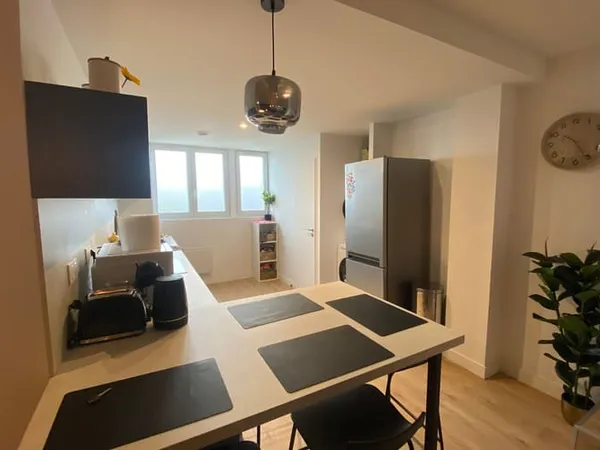 Appartement 4 pièces 90 m²