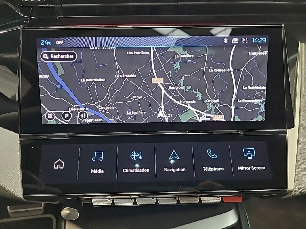 Peugeot 308 sw hybrid 136 e-dcs6 gt — photo 11