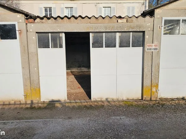 Box pour voiture à louer