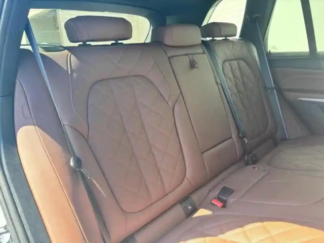 Bmw X5 xdrive50e 489ch m sport — photo 6