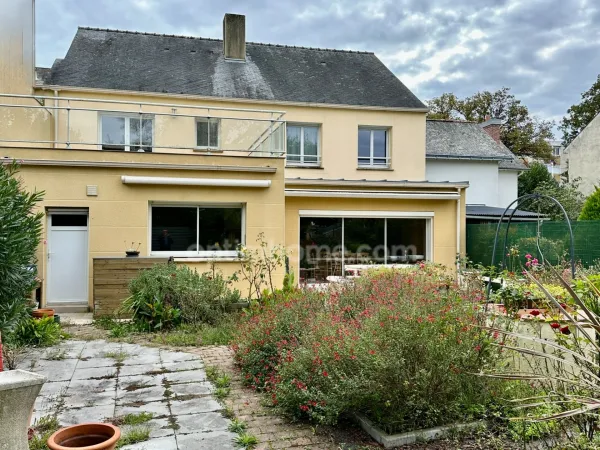 Maison 9 pièces 226 m²