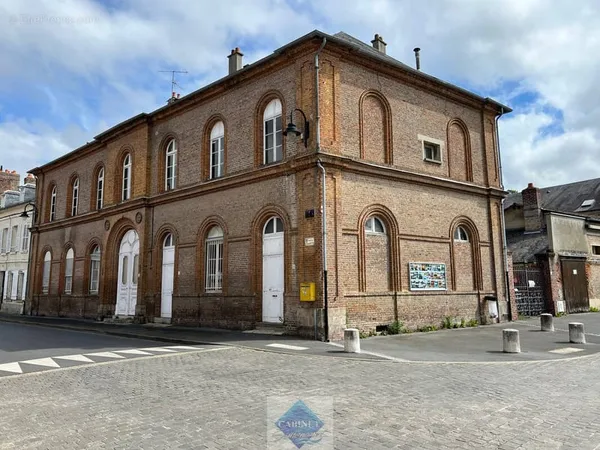 Immeuble 'maison pour tous'
