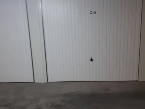Parking 13 m²