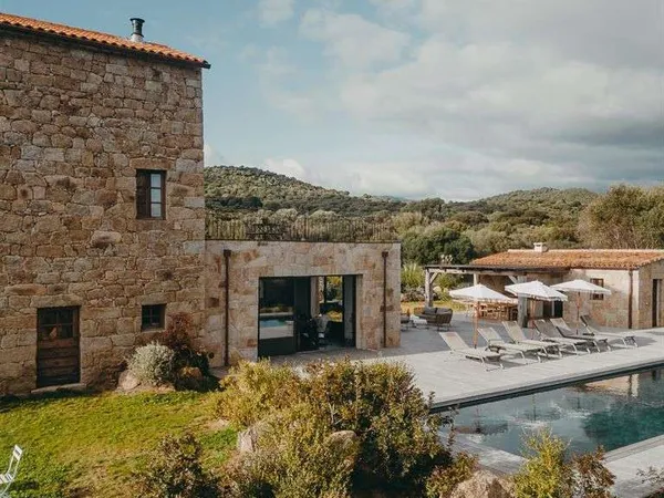 Maison 6 pièces 160 m²