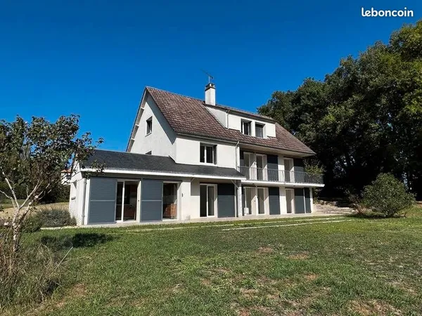 Maison 6 pièces 208 m²