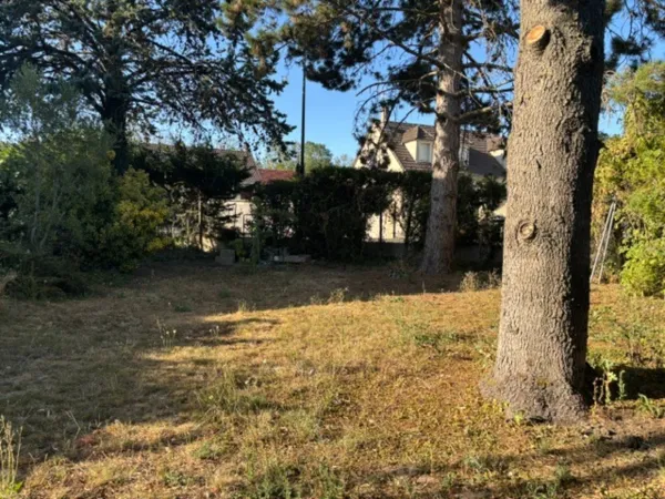 Terrain 314 m²