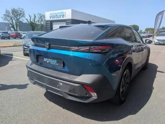 Peugeot 408 puretech 130 ch s&amp;s eat8 — photo 2