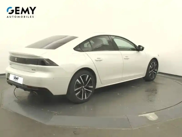 Peugeot 508 hybrid 225 e-eat8 — photo 39