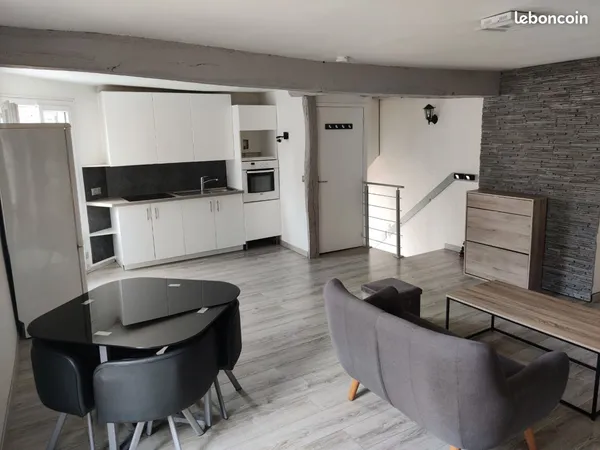 Appartement calme meublé centre village