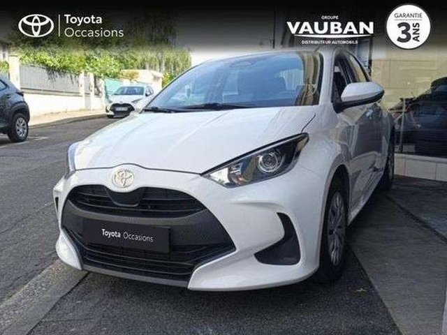 Toyota YARIS Toyota Yaris 116h Dynamic 5p MC24