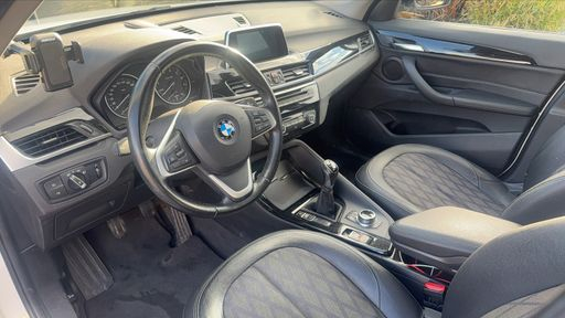 BMW X1 sDrive 18i 140 - X Line – 2017 – 169268 km – Essence – Boîte Manuelle — photo 14