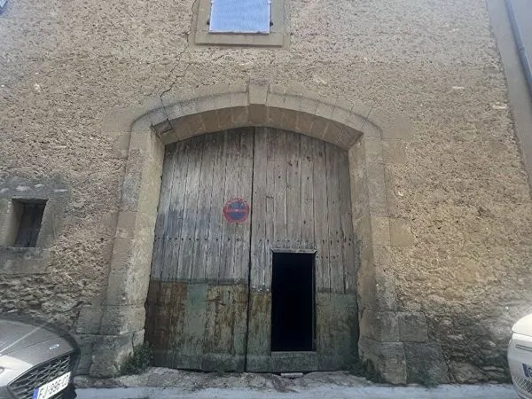 Bâtiment 1 pièce 200 m²