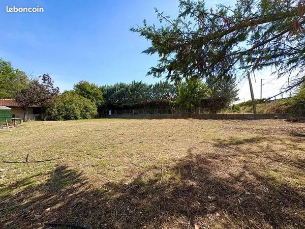 Terrain 637 m² La Farlede