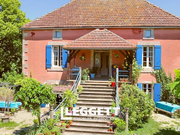 Commerce camping 360 m²