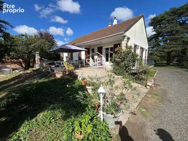 Maison Les Ormes 5 pièce(s) 138.39 m2