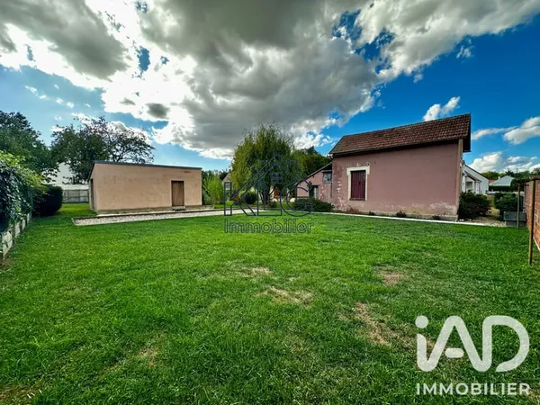 Terrain 880 m²
