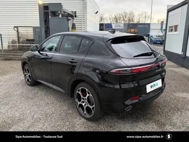 Alfa Romeo Tonale 1.3 hybride rechargeable phev 280ch at6 e-q4 — photo 7