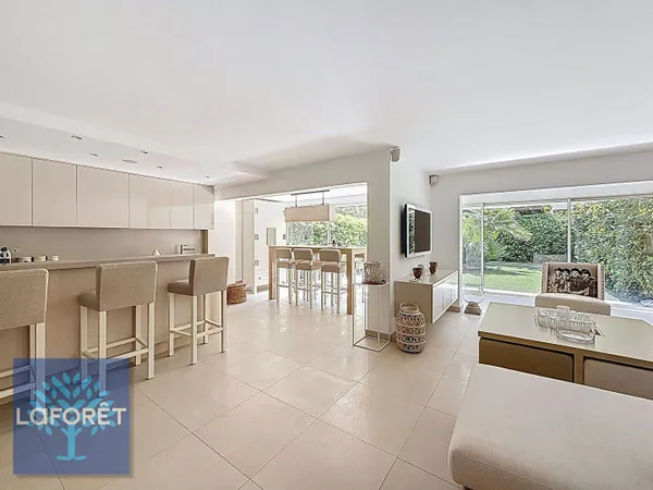 Appartement 3 pièces 98 m²