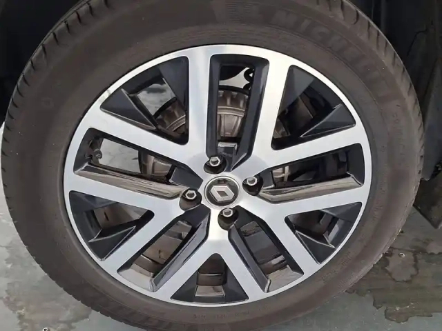 Renault Captur dci 90 — photo 13