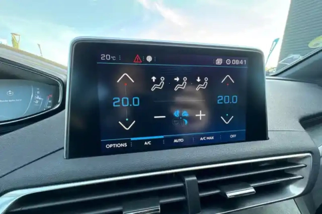 Peugeot 3008 bluehdi 180ch s&amp;s eat8 — photo 15
