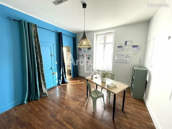 Bureaux 24 m² POITIERS