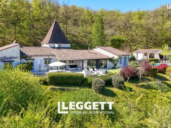Maison 5 pièces 220 m²