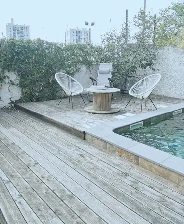 Chambre en colocation dans villa avec piscine