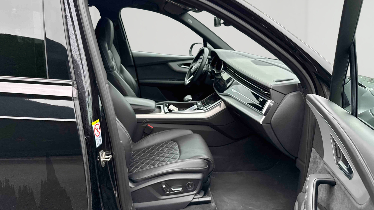 Audi Q7 60 TFSI e 462 Tiptronic 8 Quattro — photo 21