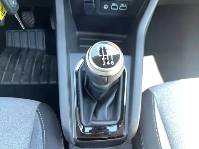 Renault Clio tce 90 — photo 10